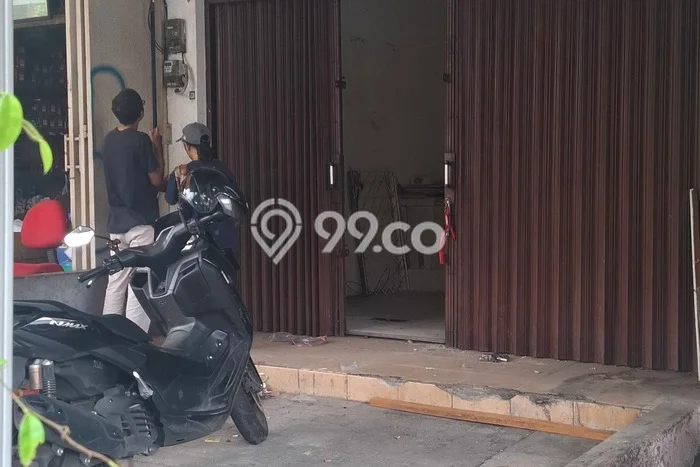Ruko untuk Disewa di Pusat Jakarta Barat Luas Bangunan 150m2 Ruko untuk Disewa di Pusat Jakarta Barat Luas Bangunan 150m2