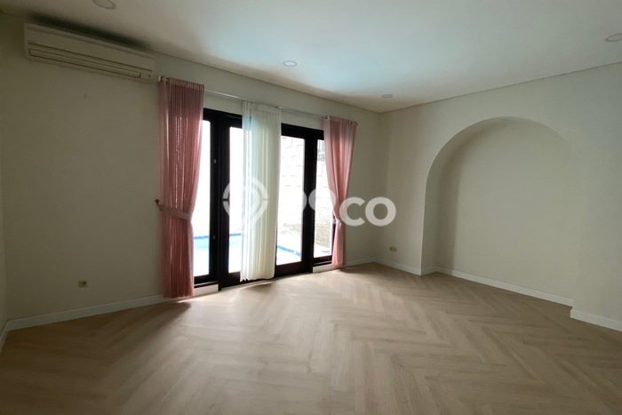 GOOD DEAL! Rumah area , 4 KT, Siap Huni, LT 450m2m² LB 400m2m² GOOD DEAL! Rumah area , 4 KT, Siap Huni, LT 450m2m² LB 400m2m²