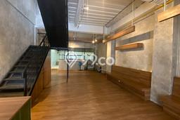 Rumah di Senopati, 3 KM, Konsep Minimalis, Luas 125m2m² Bangunan 300m2m² Rumah di Senopati, 3 KM, Konsep Minimalis, Luas 125m2m² Bangunan 300m2m²