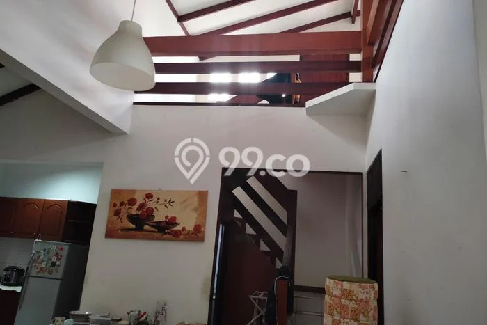 For Sale Rumah 4 Kamar Lokasi Ideal Nyaman dan Strategis di Ciputat For Sale Rumah 4 Kamar Lokasi Ideal Nyaman dan Strategis di Ciputat