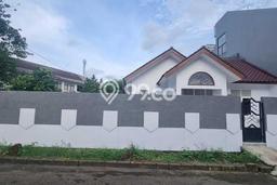 Rumah Terawat kawasan Serpong Villa Melati Mas, Tangerang Selatan, Luas 270m² LB 100m² HARGA MENARIK! Rumah Terawat kawasan Serpong Villa Melati Mas, Tangerang Selatan, Luas 270m² LB 100m² HARGA MENARIK!