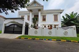 Dijual Hunian Mewah dengan Fasilitas Sekitar Lengkap di BSD, Tangerang Selatan Dijual Hunian Mewah dengan Fasilitas Sekitar Lengkap di BSD, Tangerang Selatan