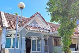 For Sale Rumah 2 Kamar Lokasi Ideal Nyaman dan Strategis di Karawaci For Sale Rumah 2 Kamar Lokasi Ideal Nyaman dan Strategis di Karawaci