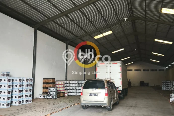 Tersedia Gudang Bisnis di Ngaliyan Semarang Harga Sewa Menarik Bisa Nego Tersedia Gudang Bisnis di Ngaliyan Semarang Harga Sewa Menarik Bisa Nego