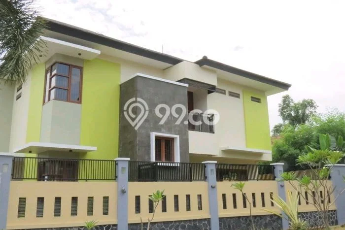 Rumah sewa siap pakai 5 KT di Jatiwaringin, Jakarta Timur Rumah sewa siap pakai 5 KT di Jatiwaringin, Jakarta Timur