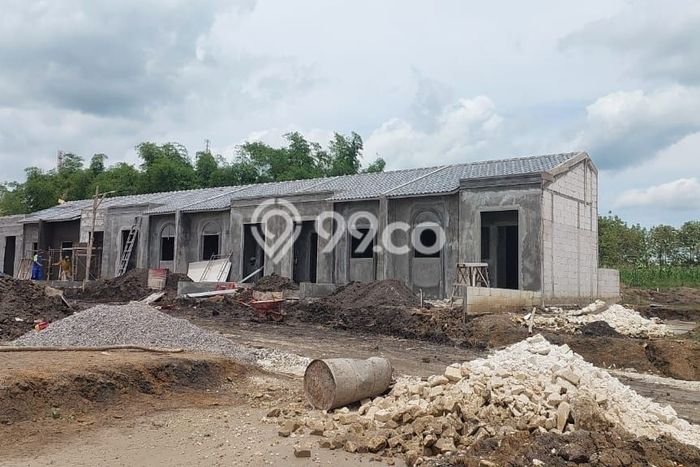 Jual Rumah Harga Miring Kedamean Punya 2 KT & LT 60m2 Jual Rumah Harga Miring Kedamean Punya 2 KT & LT 60m2