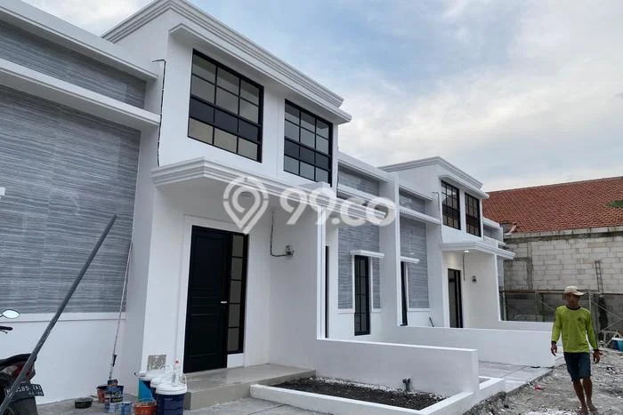 Dijual Rumah Eksklusif 2 KT di Kebraon, Surabaya Dijual Rumah Eksklusif 2 KT di Kebraon, Surabaya