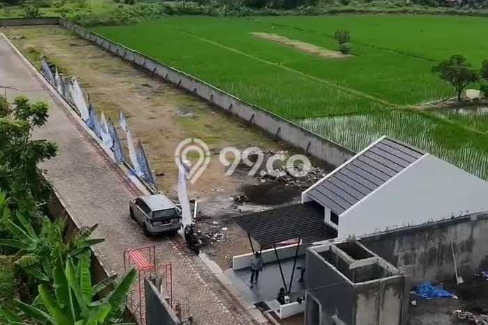 Jual Rumah Harga Miring Driyorejo Punya 2 Kamar & LT 60m2 Jual Rumah Harga Miring Driyorejo Punya 2 Kamar & LT 60m2