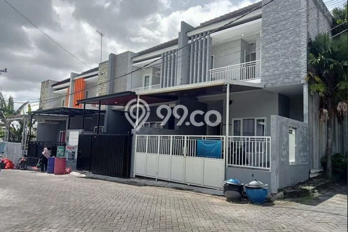 Dijual Kost Strategis di Dau, Malang 8 KT, 8 KM, Luas Bangunan 81m2 Dijual Kost Strategis di Dau, Malang 8 KT, 8 KM, Luas Bangunan 81m2
