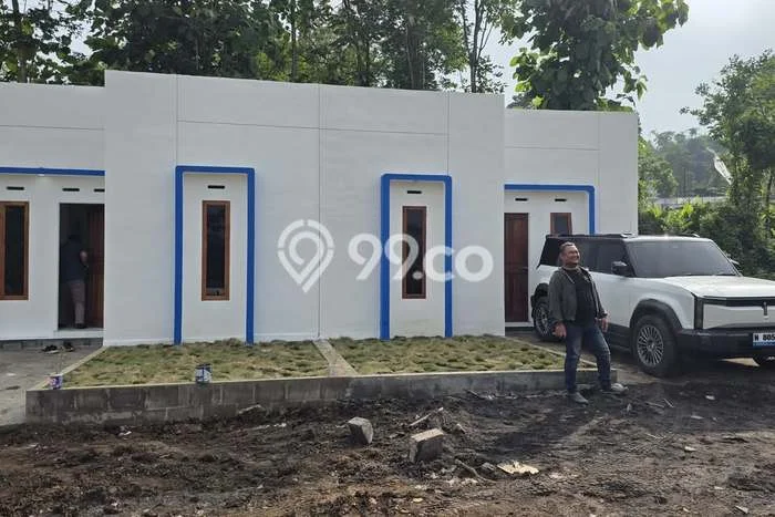 Rumah Minimalis Dijual Lokasi Pakis 2 Kamar dengan Luas Tanah 60m2 Rumah Minimalis Dijual Lokasi Pakis 2 Kamar dengan Luas Tanah 60m2