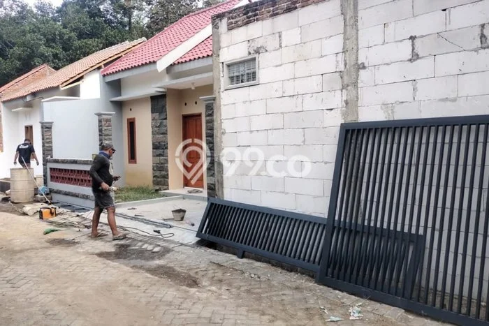 Rumah Minimalis Dijual Lokasi Kedungkandang 2 Kamar dengan LT 63m2 Rumah Minimalis Dijual Lokasi Kedungkandang 2 Kamar dengan LT 63m2