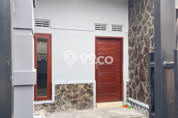 For Sale Rumah 2 Kamar Lokasi Strategis Nyaman dan Strategis di Batu For Sale Rumah 2 Kamar Lokasi Strategis Nyaman dan Strategis di Batu