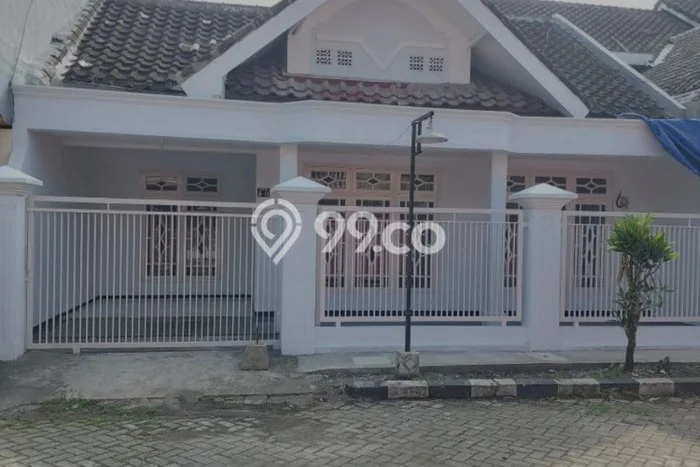 Rumah Modern 5 KT di Sulfat Malang Unfurnished Rumah Modern 5 KT di Sulfat Malang Unfurnished
