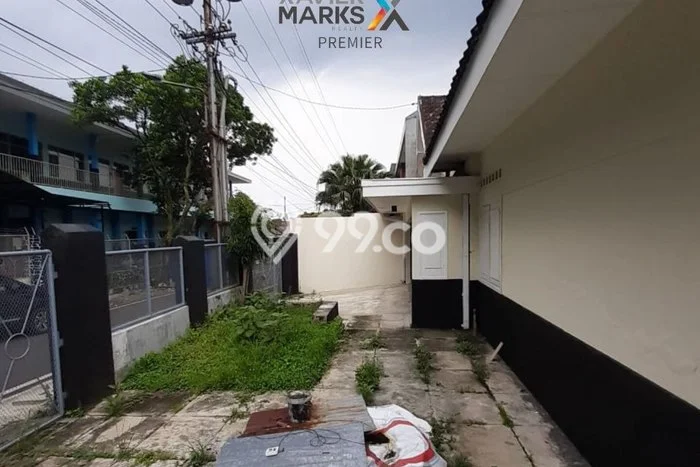 Dijual Hunian Mewah dengan Fasilitas Sekitar Lengkap di Klojen, Malang Dijual Hunian Mewah dengan Fasilitas Sekitar Lengkap di Klojen, Malang