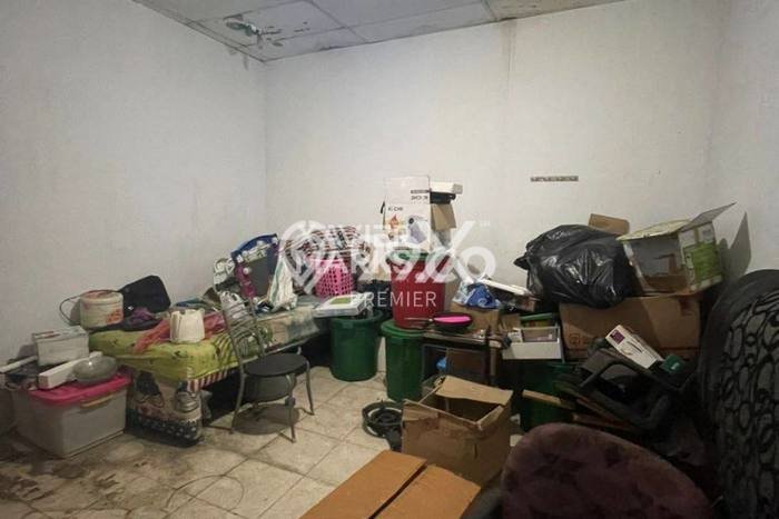 Unit Ruko Dijual di Malang LT 85m2 & LB 150m2 Unit Ruko Dijual di Malang LT 85m2 & LB 150m2