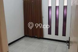 Disewakan! Rumah 2 Kamar Tidur &
1 Kamar Mandi di Taman Kopo Indah, Bandung Disewakan! Rumah 2 Kamar Tidur &
1 Kamar Mandi di Taman Kopo Indah, Bandung