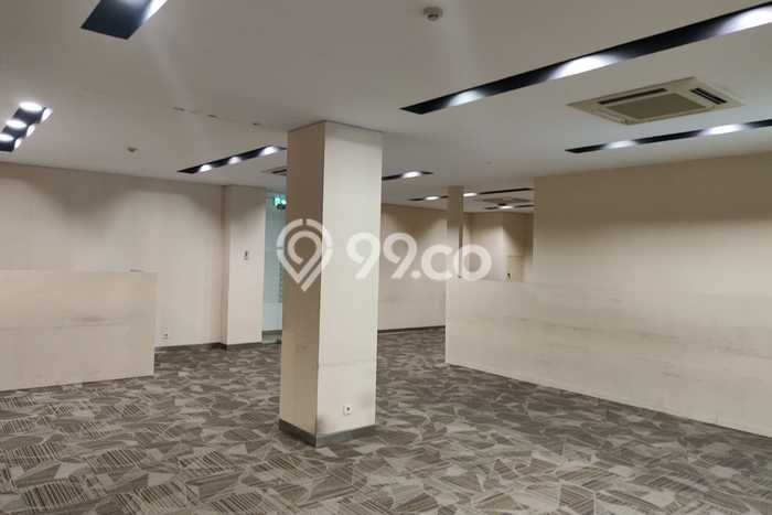 Area Ramai! Kantor Dijual di Coblong untuk Bisnis Luas Bangunan 700m2 Area Ramai! Kantor Dijual di Coblong untuk Bisnis Luas Bangunan 700m2