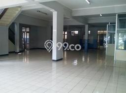 Kantor Disewa di Bandung dengan LB 597m2 Area Komersial Ramai Kantor Disewa di Bandung dengan LB 597m2 Area Komersial Ramai