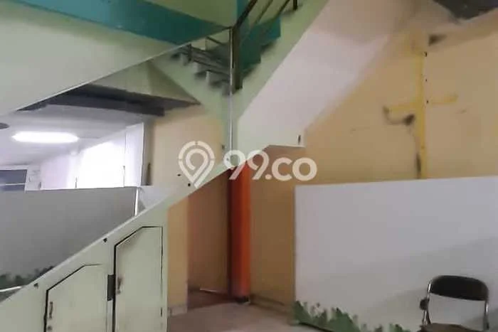 Ruko disewakan lokasi strategis Duren Sawit Jakarta Timur 360m2 Ruko disewakan lokasi strategis Duren Sawit Jakarta Timur 360m2