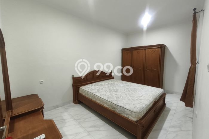 Disewakan! Rumah 3 Kamar Tidur &
2 Kamar Mandi di Modernland, Tangerang Disewakan! Rumah 3 Kamar Tidur &
2 Kamar Mandi di Modernland, Tangerang