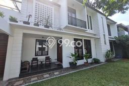 Rumah Elit LB 450m2 Siap Huni Desain Elegan di Bintaro, Tangerang Selatan Rumah Elit LB 450m2 Siap Huni Desain Elegan di Bintaro, Tangerang Selatan
