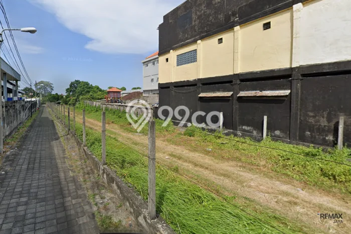 Tanah Disewakan Lokasi Denpasar Seluas 1800m2 Strategis dan Aman Tanah Disewakan Lokasi Denpasar Seluas 1800m2 Strategis dan Aman