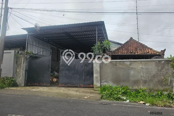 Unit Gudang Tersedia di Kerobokan Kaja Spesifikasi LB 300m2 Unit Gudang Tersedia di Kerobokan Kaja Spesifikasi LB 300m2