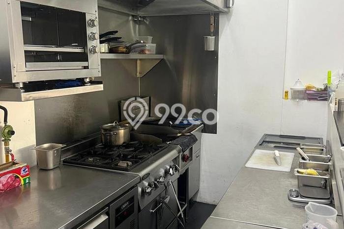 Komersial Bagus Dijual LB 68m2 Lokasi Strategis Badung Area Cocok untuk Bisnis Komersial Bagus Dijual LB 68m2 Lokasi Strategis Badung Area Cocok untuk Bisnis