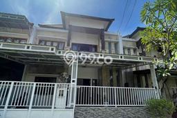 Disewakan! Rumah 3 Kamar Tidur &
3 Kamar Mandi di Padangsambian , Denpasar Disewakan! Rumah 3 Kamar Tidur &
3 Kamar Mandi di Padangsambian , Denpasar
