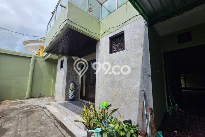 Disewakan! Rumah 9 Kamar Tidur &
4 Kamar Mandi di Pedungan, Denpasar Disewakan! Rumah 9 Kamar Tidur &
4 Kamar Mandi di Pedungan, Denpasar