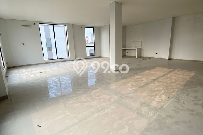 Unit Ruko Disewakan di Gading Serpong di Area Ramai & Strategis Unit Ruko Disewakan di Gading Serpong di Area Ramai & Strategis