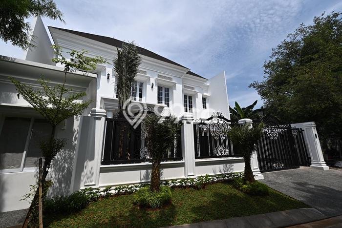 Hunian Mewah LB 1050m2 Siap Huni Desain Elegan di Pondok Indah, Jakarta Selatan Hunian Mewah LB 1050m2 Siap Huni Desain Elegan di Pondok Indah, Jakarta Selatan
