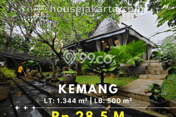 Dijual! Komersial di Kemang Jakarta Selatan LT 1344m2 / LB 500m2 Kawasan Strategis Dijual! Komersial di Kemang Jakarta Selatan LT 1344m2 / LB 500m2 Kawasan Strategis