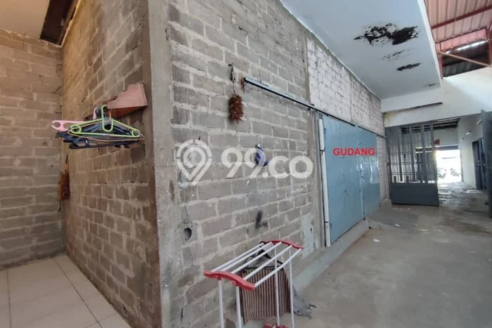 Ruko Kawasan Wahid Hasyim, Luas 700m², Pusat Komersial, Siap Operasi Ruko Kawasan Wahid Hasyim, Luas 700m², Pusat Komersial, Siap Operasi