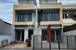 Jual Rumah Luas Elegan Dengan View Eksklusif di mekar wangi, Bandung Jual Rumah Luas Elegan Dengan View Eksklusif di mekar wangi, Bandung