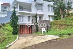 Rumah Luxury Modern Siap Huni di Dago Pakar Bandung Rumah Luxury Modern Siap Huni di Dago Pakar Bandung