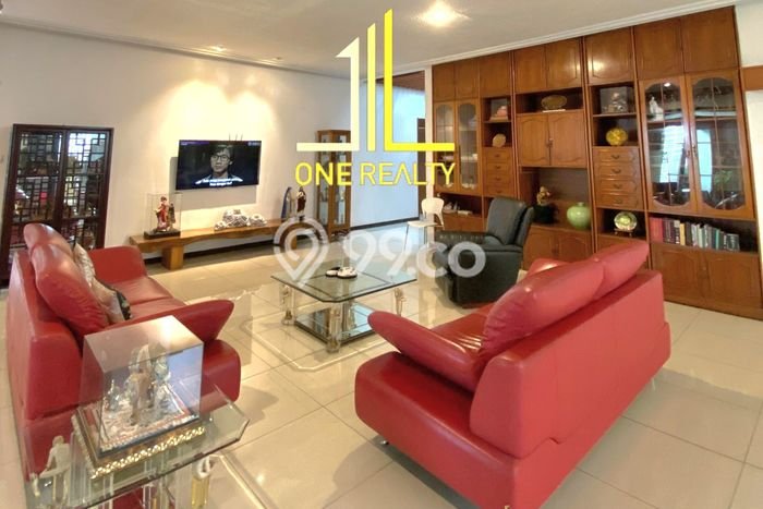 Rumah Elit LB 500m2 Siap Huni Desain Elegan di Setra Sari, Bandung Rumah Elit LB 500m2 Siap Huni Desain Elegan di Setra Sari, Bandung
