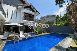Ready to Use! Luxury House LT 608m2 Desain Elegan di Dago Pakar Ready to Use! Luxury House LT 608m2 Desain Elegan di Dago Pakar