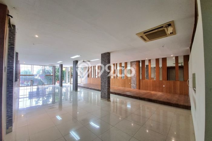 Disewakan Ruko di Pusat Kota Bandung Ramai Strategis Disewakan Ruko di Pusat Kota Bandung Ramai Strategis