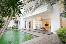 Rumah Elit LB 1000m2 Siap Pakai Desain Elegan di Pondok Indah, Jakarta Selatan Rumah Elit LB 1000m2 Siap Pakai Desain Elegan di Pondok Indah, Jakarta Selatan