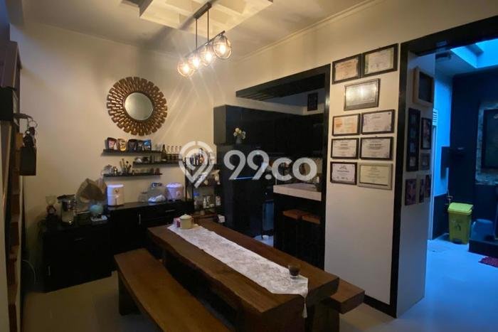 Rumah di Cimahi Selatan, Cimahi, LT 124m² Bangunan 154m² Rumah di Cimahi Selatan, Cimahi, LT 124m² Bangunan 154m²