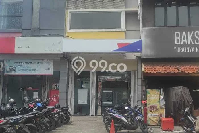 Ruko Dijual di Ciputat Tangerang Selatan dengan LB 240m2 Ruko Dijual di Ciputat Tangerang Selatan dengan LB 240m2