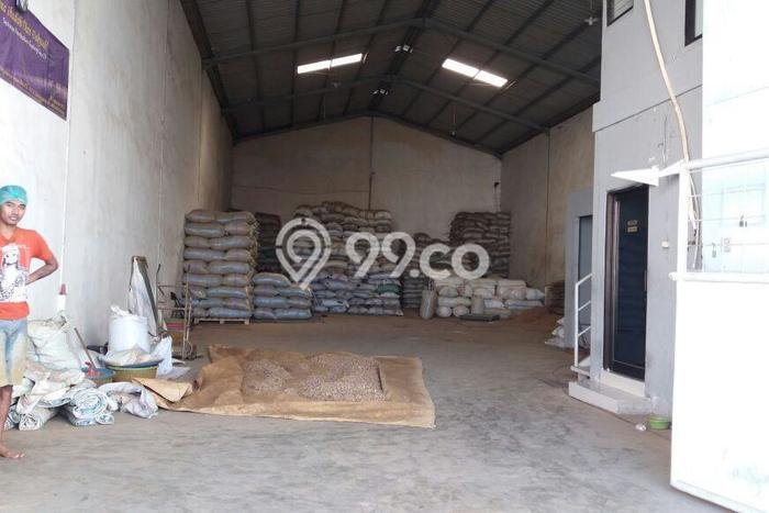 Gudang Dijual di Surabaya LT 360m2 & LB 360m2 Lokasi Terbaik! Gudang Dijual di Surabaya LT 360m2 & LB 360m2 Lokasi Terbaik!