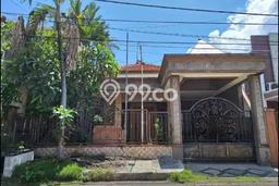 Jual Rumah Mewah Elegan Dengan View Eksklusif di Manyar, Surabaya Jual Rumah Mewah Elegan Dengan View Eksklusif di Manyar, Surabaya