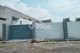Unit Komersial Dijual di Surabaya LT 463m2 & LB 60m2 Unit Komersial Dijual di Surabaya LT 463m2 & LB 60m2