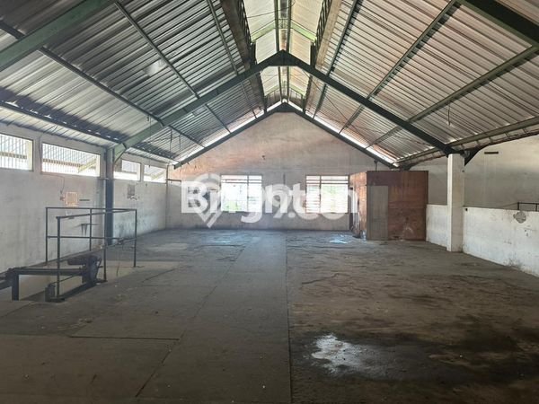 Unit Gudang Dijual di Kenjeran Surabaya Luas Bangunan 450m2 Unit Gudang Dijual di Kenjeran Surabaya Luas Bangunan 450m2