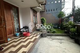 Rumah Elit LB 270m2 Siap Pakai Desain Elegan di Ngagel, Surabaya Rumah Elit LB 270m2 Siap Pakai Desain Elegan di Ngagel, Surabaya