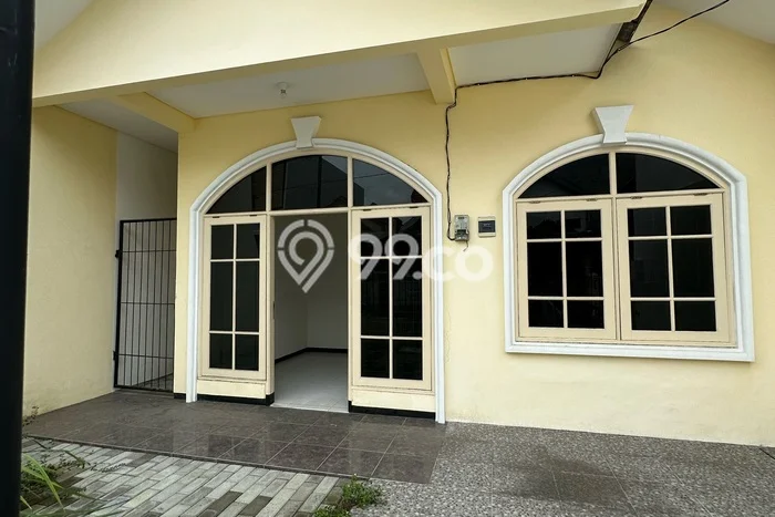 Rumah Minimalis 3 KT LT 119m2 di Kedung Baruk Rumah Minimalis 3 KT LT 119m2 di Kedung Baruk