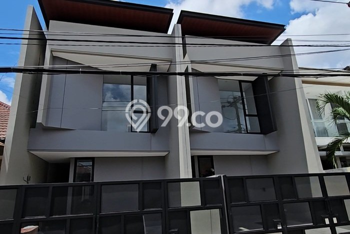 Hunian Nyaman Asri 5 KT Siap Huni di Mulyosari Surabaya Hunian Nyaman Asri 5 KT Siap Huni di Mulyosari Surabaya