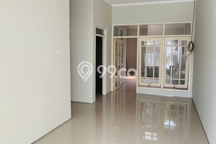 Disewakan! Rumah 2 Kamar Tidur &
1 Kamar Mandi di Kedung Baruk, Surabaya Disewakan! Rumah 2 Kamar Tidur &
1 Kamar Mandi di Kedung Baruk, Surabaya